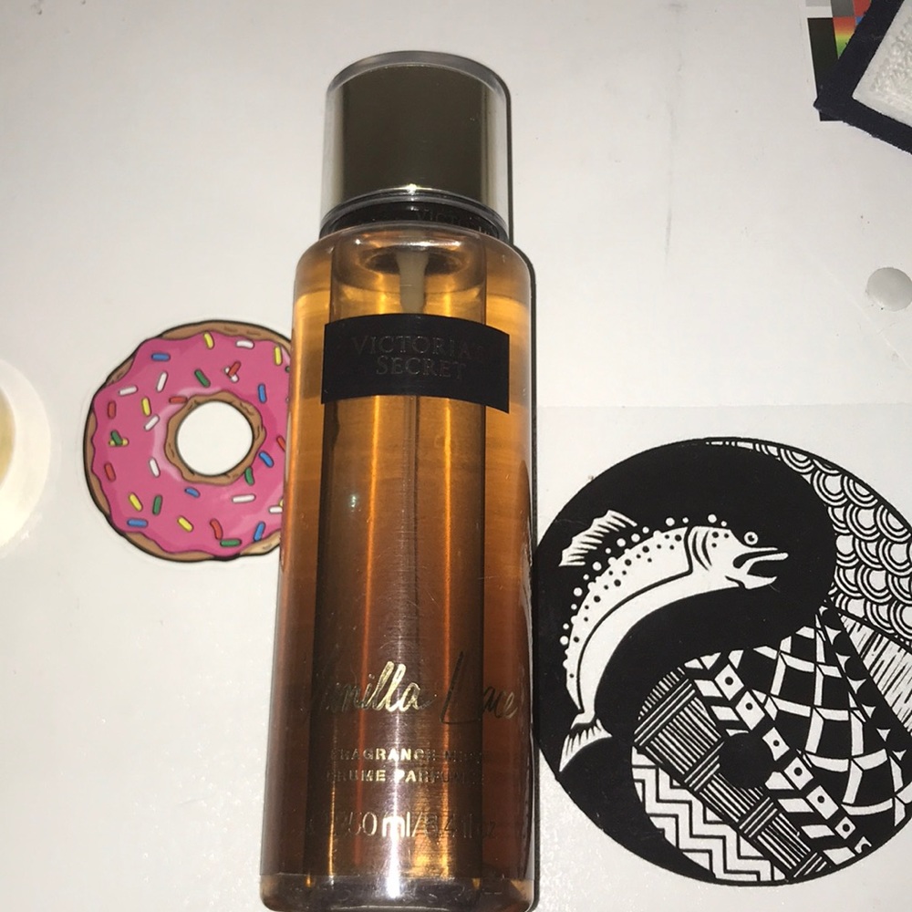 VS VANILLA LACE Fragrance mist